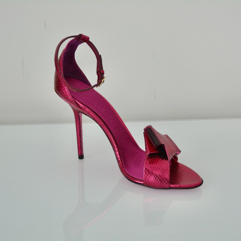 NWT BURBERRY PRORSUM PYTHON BOW BERKELEY  SANDALS
